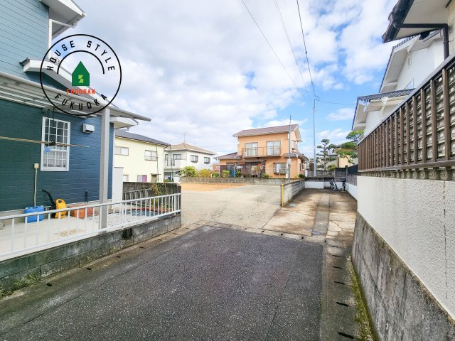 春日市平田台4丁目第1-1棟（1号棟）の前面道路含む現地写真|見学の時間などお気軽にお問い合わせ下さい。