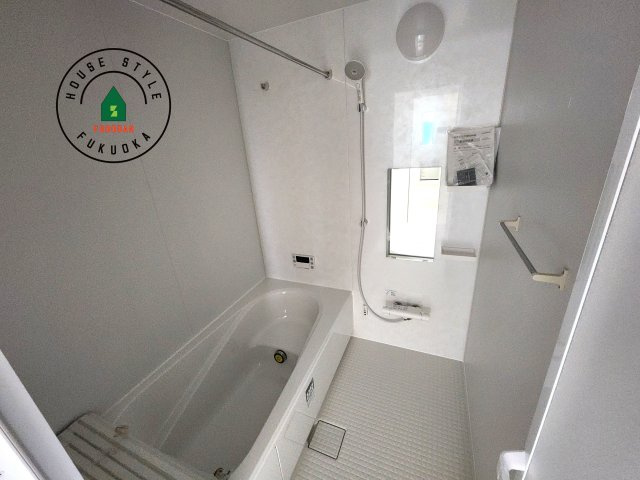 N・大野城市山田2丁目第1-2棟（1号棟）の内観：施工例|1日の疲れを癒してくれる広々バスルーム。雨の日のお洗濯にも大活躍な浴室乾燥機付です！