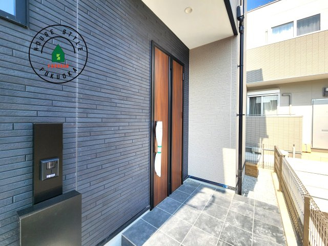 N・大野城市山田2丁目第1-2棟（1号棟）の外観：施工例|おでかけの時も帰った時も、「我が家」を最初に感じでもらえる素敵な空間に。