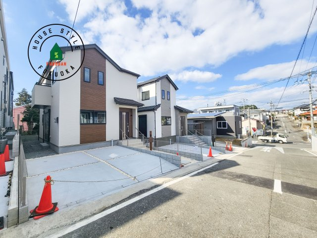 福岡市東区土井4丁目第1-2棟（A号棟）の前面道路含む現地写真|見学の時間などお気軽にお問い合わせ下さい。