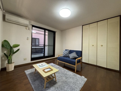 【居間・リビング】エヌ・アールハイツ八千代台