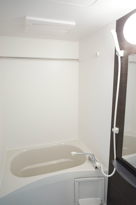 リブリ・THE BASEの浴室