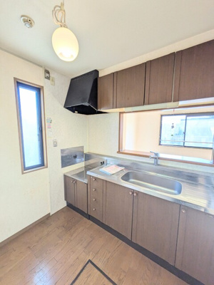 ☆リビングの様子が見えるキッチン☆