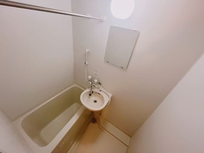 【浴室】 | レオネクスト黒岡