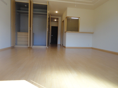 【収納】 | メルシー アトス | 洋室(収納家具付き)