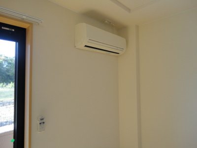 【設備】 | メルシー アトス | エアコン(洋室)
