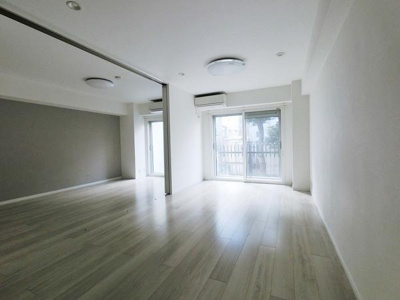 【居間・リビング】 | 秀和第二南平台レジデンス