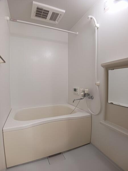 クレセント上乃木Ｂの浴室