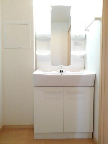 ヴィー・ボヌールの洗面所|ゆったりとスペースのある洗面所