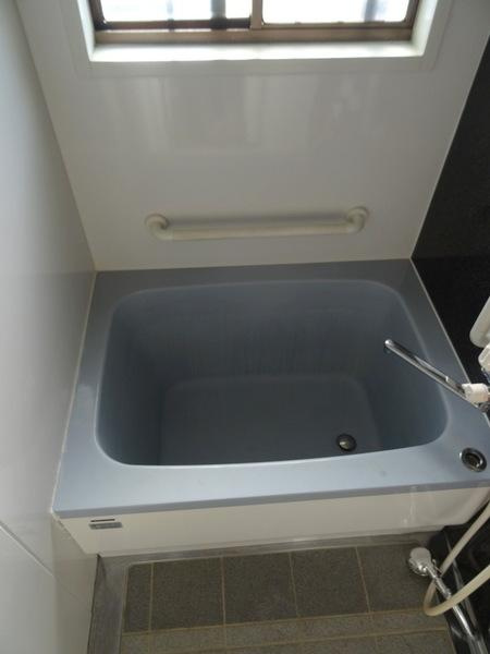 南恩加島6丁目貸家の浴室|★ゆったり浸かれます★