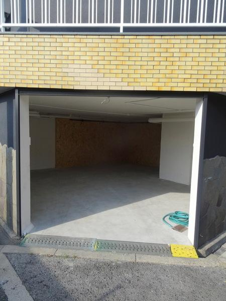 南恩加島6丁目貸家の駐車場|★駐車場★