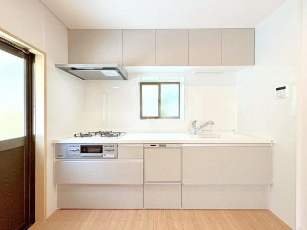 逗子市沼間３丁目の中古一戸建のキッチン