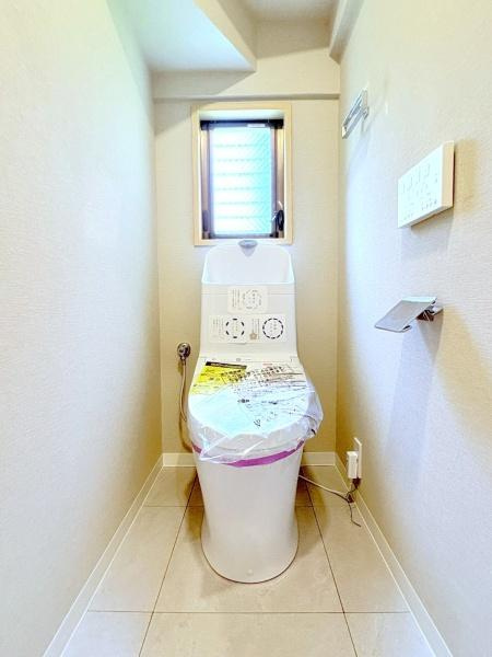 逗子市沼間３丁目の中古一戸建のトイレ