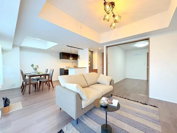 グランドメゾン朝比奈の居間・リビング