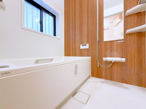 川崎市中原区井田１丁目の中古一戸建の浴室