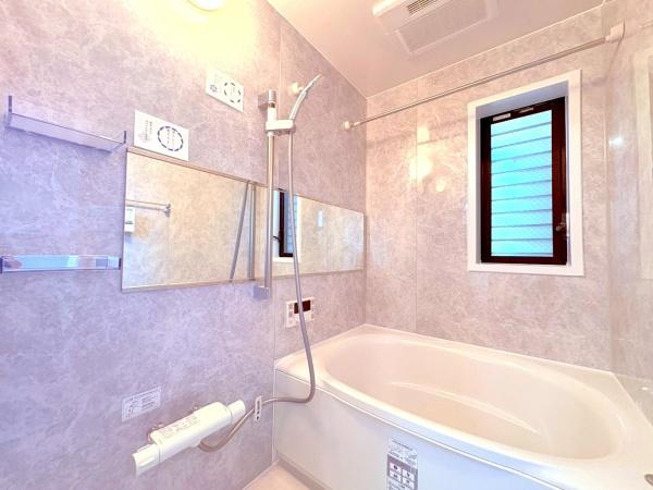 川崎市中原区井田中ノ町の中古一戸建の浴室