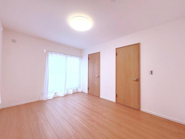 川崎市中原区井田中ノ町の中古一戸建の洋室