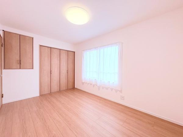 川崎市中原区井田中ノ町の中古一戸建の寝室