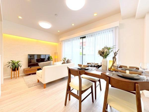 サングレイス鴨居サウスコートの居間・リビング