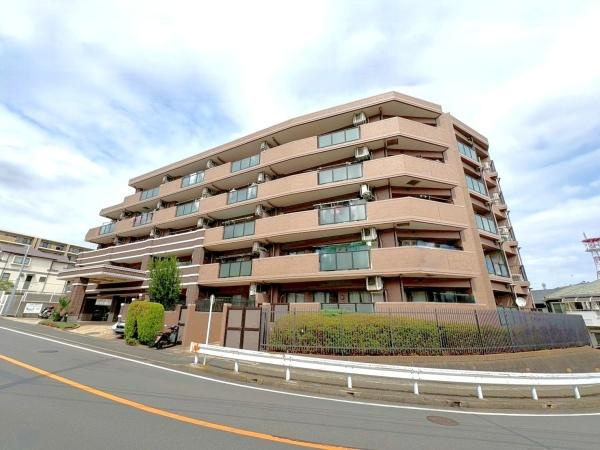 ナイスサンソレイユ横濱鶴ヶ峰の外観