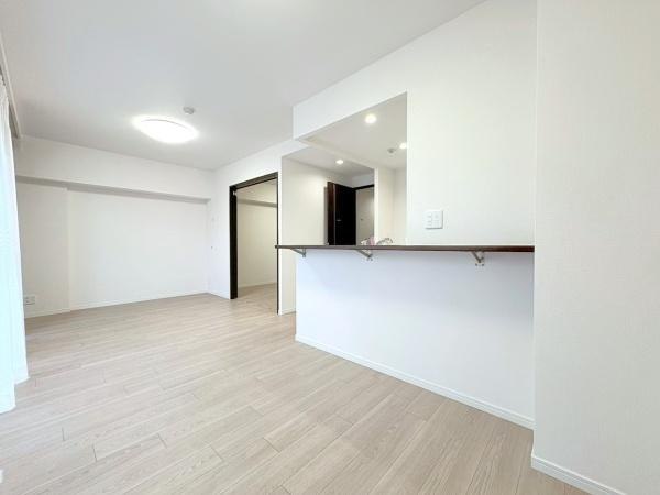 ナイスサンソレイユ横濱鶴ヶ峰の居間・リビング