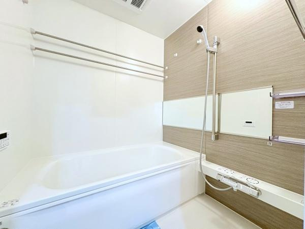 川崎市中原区井田２丁目の中古一戸建の浴室