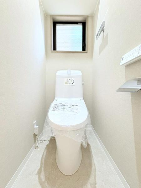 川崎市中原区井田２丁目の中古一戸建のトイレ