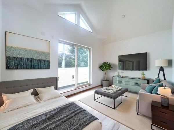 横浜市神奈川区松見町２丁目の中古一戸建の洋室