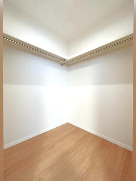 横浜市南区六ツ川１丁目の中古一戸建の収納