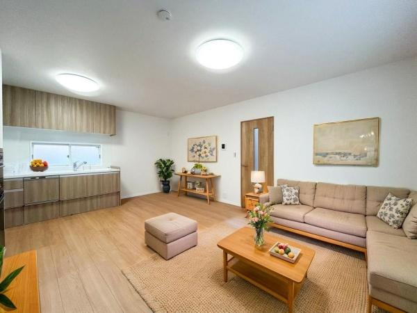 横浜市南区六ツ川１丁目の中古一戸建の居間・リビング