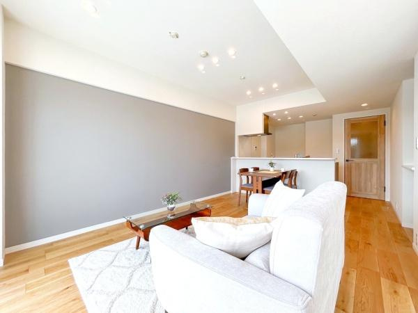 サウスヒルズ横浜弘明寺の居間・リビング