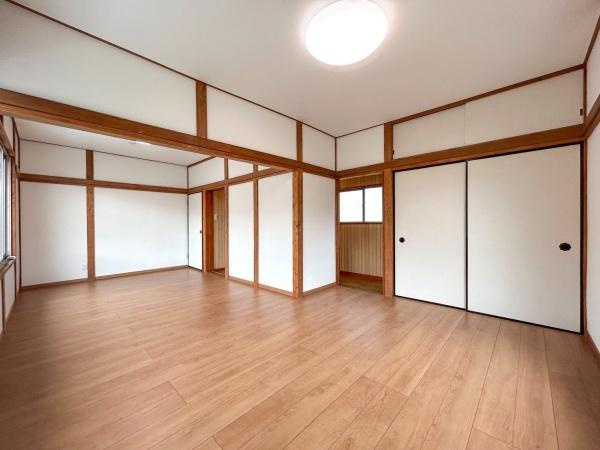 横浜市保土ケ谷区上菅田町の中古一戸建の洋室