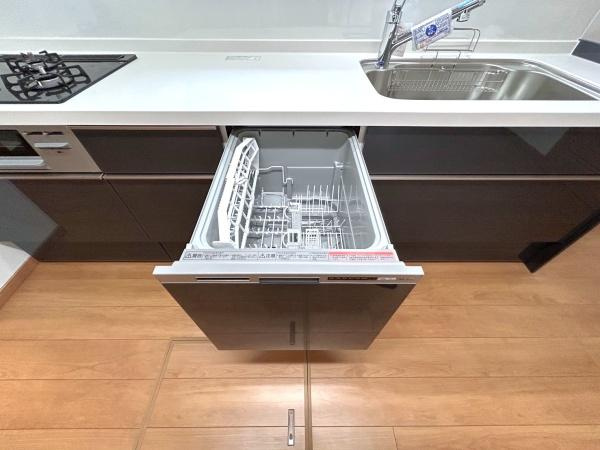 横浜市保土ケ谷区上菅田町の中古一戸建のキッチン