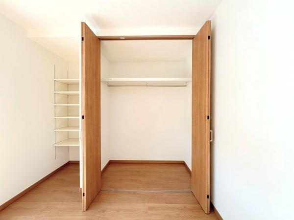 横浜市栄区尾月の中古一戸建の収納