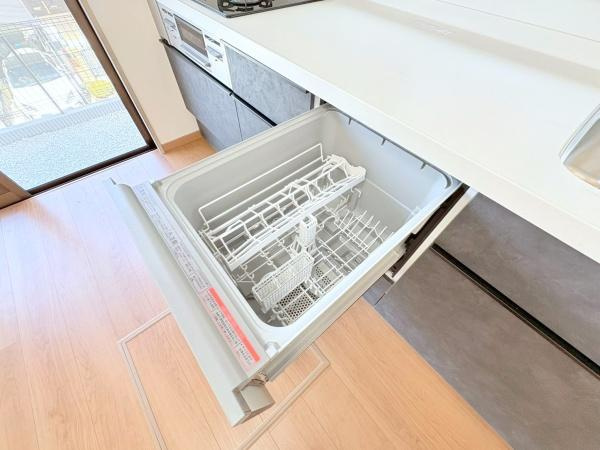 横浜市栄区尾月の中古一戸建のキッチン