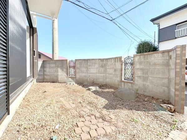 藤沢市大鋸３丁目の中古一戸建の庭