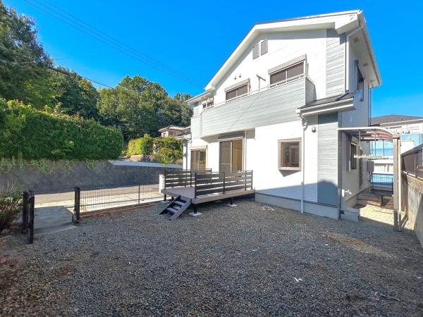 平塚市めぐみが丘２丁目の中古一戸建の庭