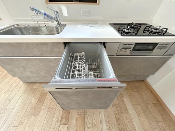 横浜市西区西戸部町３丁目の新築一戸建のキッチン