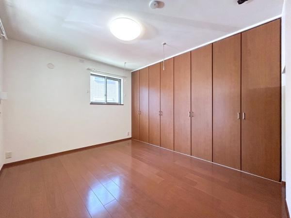 茅ヶ崎市菱沼１丁目の中古一戸建の寝室