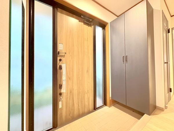 藤沢市大鋸３丁目の中古一戸建の玄関