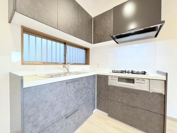 藤沢市大鋸３丁目の中古一戸建のキッチン