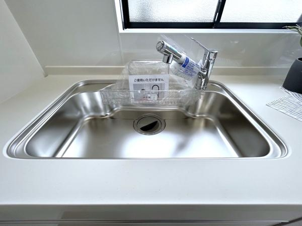 三浦郡葉山町一色の中古一戸建のキッチン