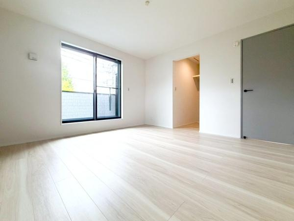 横浜市栄区上之町の新築一戸建の寝室