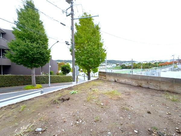 横浜市栄区上之町の新築一戸建の庭