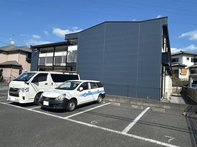 レオパレスハナミズキ仁戸名の外観