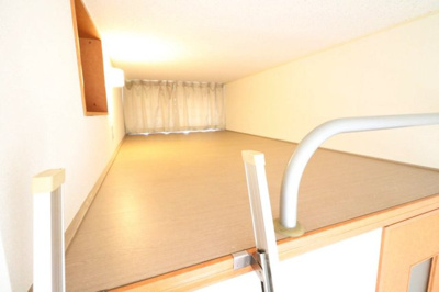 【その他】 | レオパレスヴォワール | ロフトを寝室として活用すれば広々とした洋室を確保！