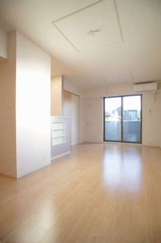 ノバ・レジデンスＡの居間・リビング