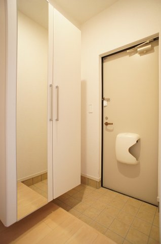 ノバ・レジデンスＡの玄関