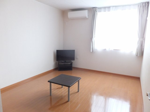 レオパレスアルテスの居間・リビング