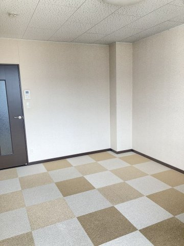 レオネクスト坂井砂山の居間・リビング|2階の写真です。